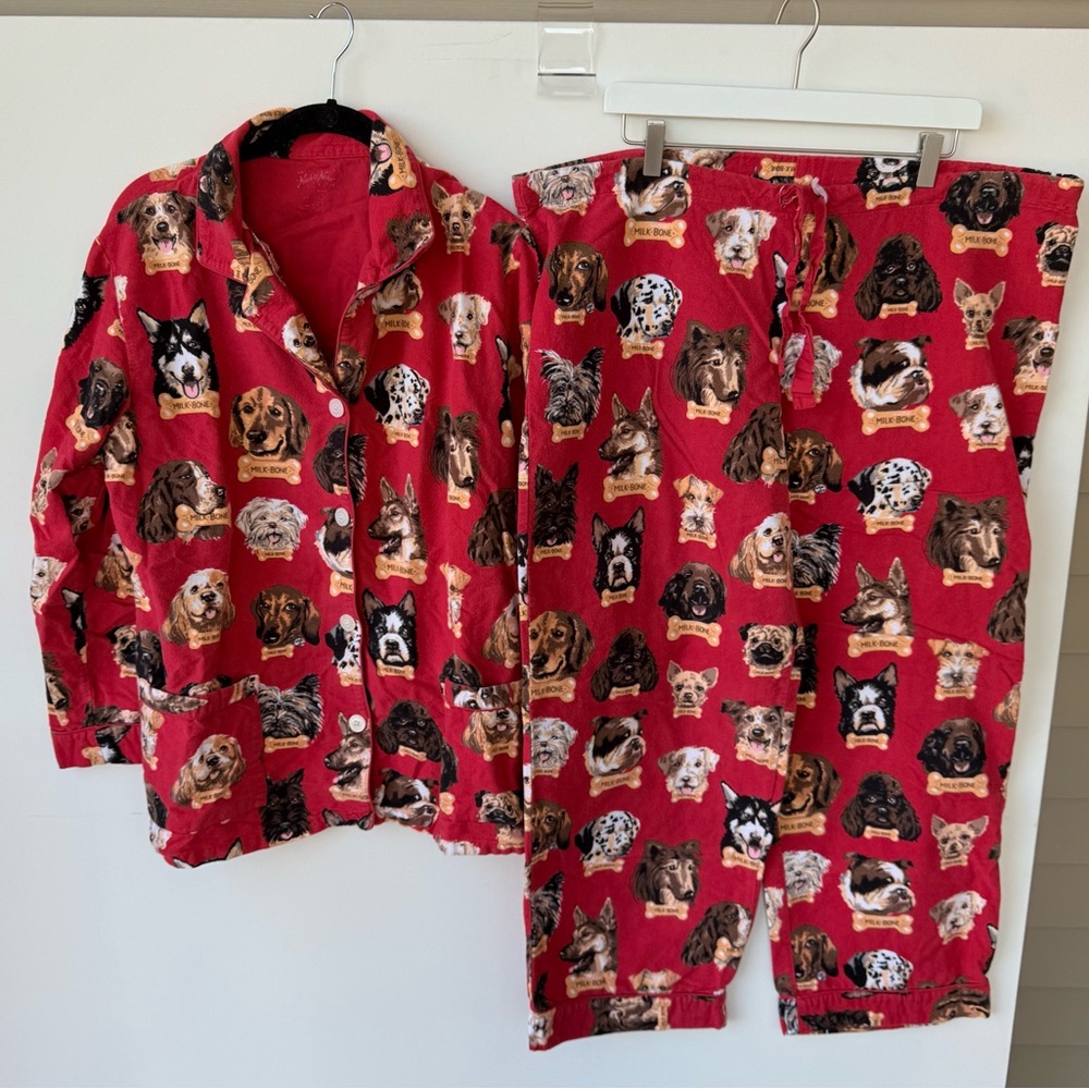 Nick & Nora Dogs Milk-bone Flannel Pajama Set in Red size large - Picture 2 of 9